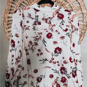 Loft, Ivory Floral Ruffle Blouse - Size Sm